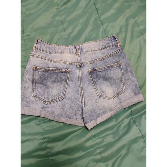 Forever 21 shorts - Size: 27     (0886) - Picture 3 of 4